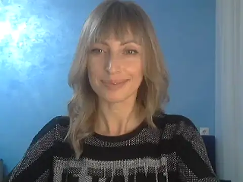 Snapshot of EffectMaya chatting on February 2025 07:42:01 PM EffectMaya online show from February 2025 07:42:01 PM