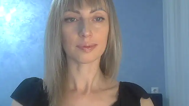 Snapshot of EffectMaya chatting on February 2025 05:58:01 PM EffectMaya online show from February 2025 05:58:01 PM