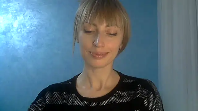 Snapshot of EffectMaya chatting on March 2025 08:37:02 PM EffectMaya online show from March 2025 08:37:02 PM