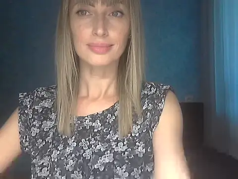 Snapshot of EffectMaya chatting on September 2025 02:50:02 PM EffectMaya online show from September 2025 02:50:02 PM