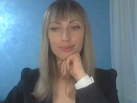 Snapshot of EffectMaya chatting on September 2025 05:46:01 PM EffectMaya online show from September 2025 05:46:01 PM