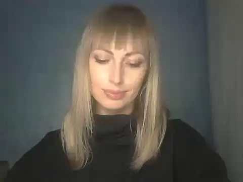 Snapshot of EffectMaya chatting on October 2025 05:36:02 PM EffectMaya online show from October 2025 05:36:02 PM