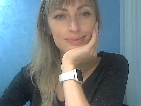 Snapshot of EffectMaya chatting on October 2025 04:08:02 PM EffectMaya online show from October 2025 04:08:02 PM