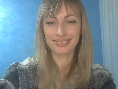 Snapshot of EffectMaya chatting on November 2025 05:48:02 PM EffectMaya online show from November 2025 05:48:02 PM