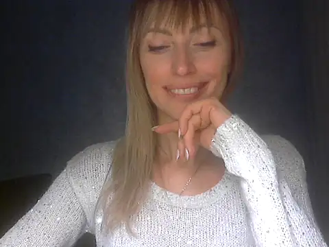 EffectMaya online show from February 2026 08:07:01 PM