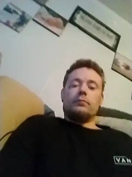 Snapshot of dadyyD95 chatting on March 2026 07:03:02 AM dadyyD95 online show from March 2026 07:03:02 AM