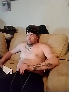 Snapshot of dadyyD95 chatting on March 2026 06:08:01 AM dadyyD95 online show from March 2026 06:08:01 AM