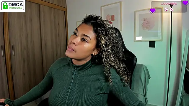 aleja montiel   online show from November 2025 01:00:02 PM