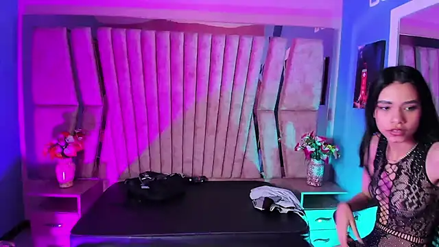 Jasmin Skinny online show from February 2025 09:01:01 AM