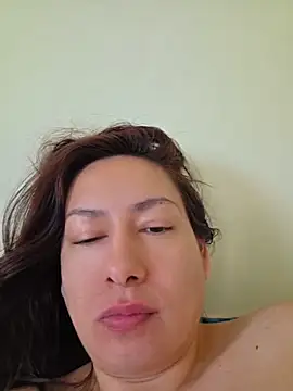 xLadyScarlettx online show from April 2026 12:39:01 PM