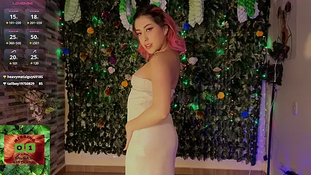 Snapshot of Hairyandsexysalma chatting on March 2025 07:40:02 AM Hairyandsexysalma online show from March 2025 07:40:02 AM