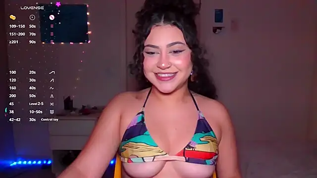 Snapshot of ann4montez_ chatting on September 2025 02:54:02 AM ann4montez  online show from September 2025 02:54:02 AM