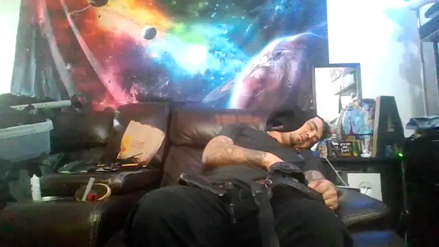 Snapshot of Antoniothedon chatting on January 2026 01:37:02 PM Antoniothedon online show from January 2026 01:37:02 PM