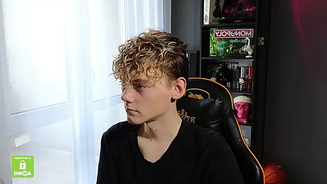 Keytaro online show from October 2025 07:51:02 AM