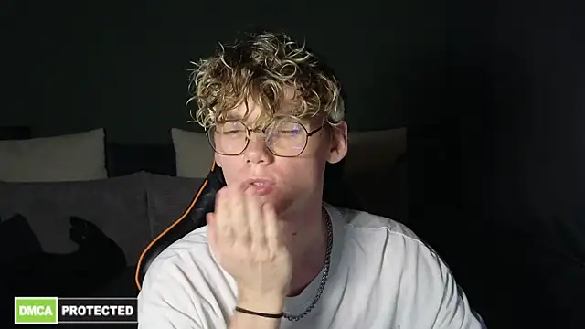 Keytaro online show from April 2026 11:55:02 PM