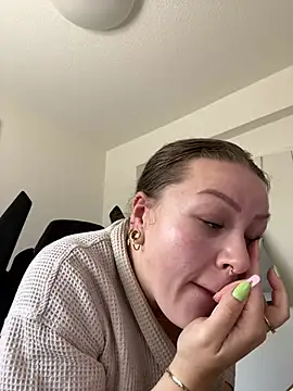 Snapshot of Fancy-Francy chatting on August 2026 08:50:01 AM Fancy-Francy online show from August 2026 08:50:01 AM