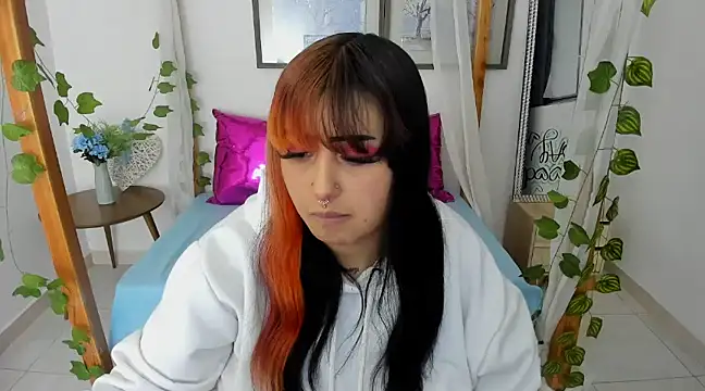 lussyevans24 online show from February 2025 04:16:02 AM