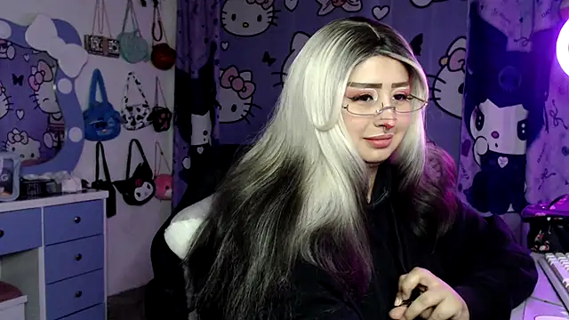 lussyevans24 online show from February 2026 03:17:01 AM