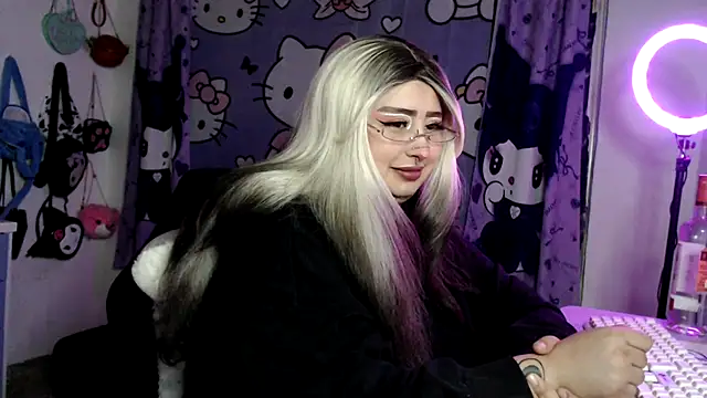 lussyevans24 online show from April 2026 03:31:02 AM