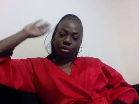 Snapshot of Cinderella_Jewels_ chatting on December 2024 02:37:02 AM Cinderella Jewels online show from December 2024 02:37:02 AM