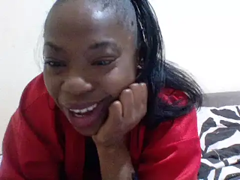 Snapshot of Cinderella_Jewels_ chatting on March 2025 05:42:02 AM Cinderella Jewels online show from March 2025 05:42:02 AM