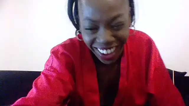 Snapshot of Cinderella_Jewels_ chatting on September 2025 06:31:02 PM Cinderella Jewels online show from September 2025 06:31:02 PM
