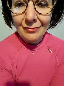 Snapshot of Viola8p chatting on October 2025 07:34:02 AM Viola8p online show from October 2025 07:34:02 AM