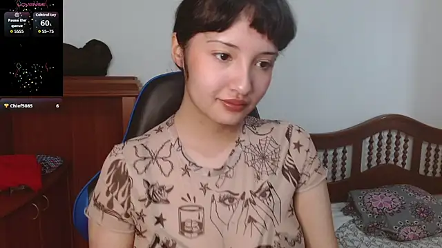 alexaa08 online show from December 2025 12:58:02 PM