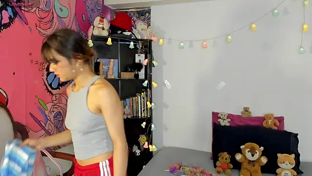 kittyzenn online show from October 2025 05:23:02 PM