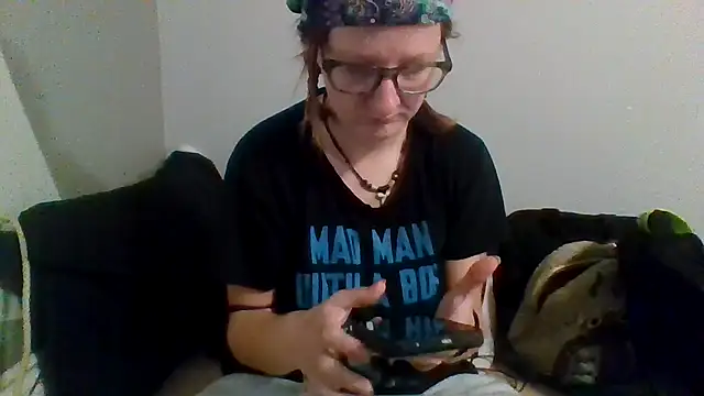 Eluradess online show from October 2025 02:56:02 AM