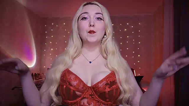 Snapshot of AllisonBlack_ chatting on September 2025 06:57:02 PM AllisonBlack  online show from September 2025 06:57:02 PM