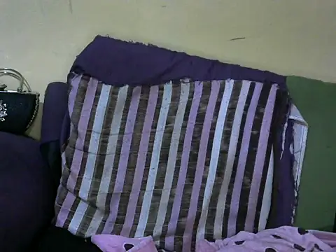 Snapshot of Thicky_ridder chatting on March 2025 07:13:02 PM Thicky ridder online show from March 2025 07:13:02 PM