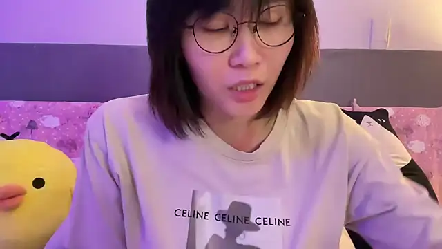 Snapshot of Ashepova000 chatting on December 2024 12:30:01 PM Ashepova000 online show from December 2024 12:30:01 PM