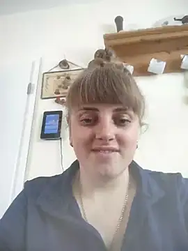 CoddessCrystal online show from April 2026 11:22:02 AM