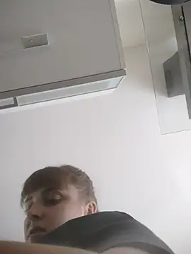 CoddessCrystal online show from April 2026 07:25:02 AM