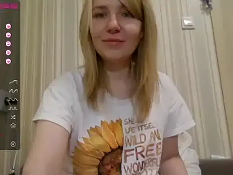 Snapshot of urbadkitty chatting on December 2024 12:56:02 PM urbadkitty online show from December 2024 12:56:02 PM
