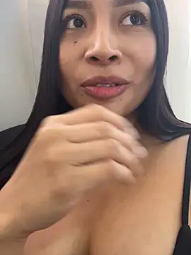 CarolineMaldonado online show from September 2025 01:27:01 PM