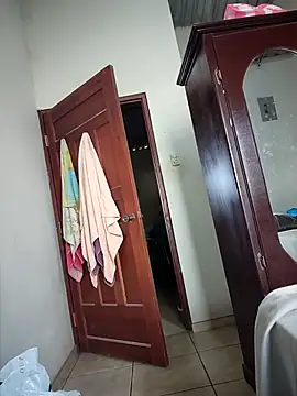 Chicapicante online show from April 2026 01:41:01 PM