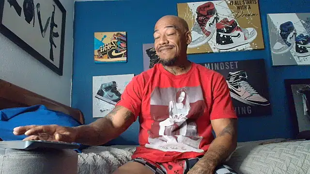 Snapshot of athephenomenal1 chatting on November 2025 05:56:01 PM athephenomenal1 online show from November 2025 05:56:01 PM
