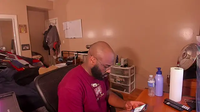 MrChuckDailyXXX online show from January 2025 05:16:02 AM