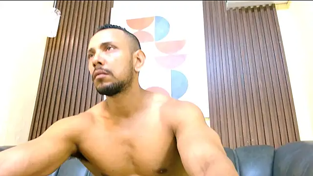 Thiago Summers online show from March 2025 12:41:01 PM