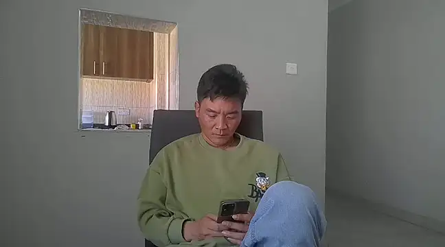 kisstoyousoon2024 online show from December 2024 07:28:02 AM