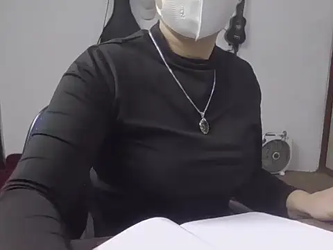 JuliaCiona online show from November 2025 02:22:01 AM