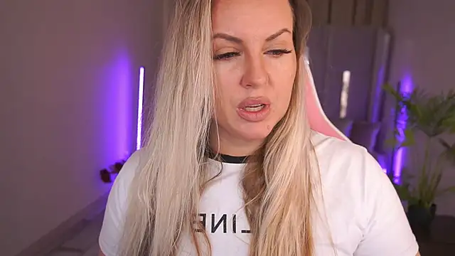 KiraCandyS online show from January 2025 08:56:01 PM