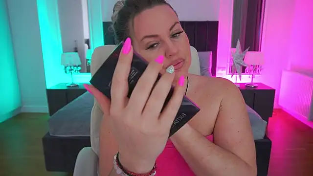 KiraCandyS online show from February 2026 03:10:02 PM