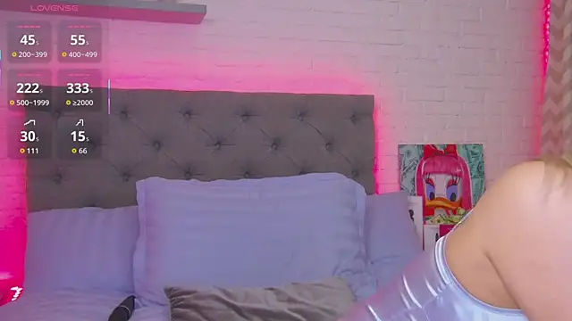 Born to Blow online show from October 2025 01:19:01 AM