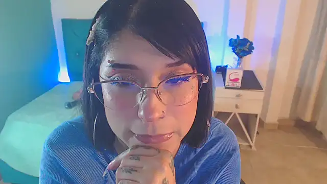 Snapshot of Cinthya-Gomez6 chatting on March 2025 05:39:02 PM Cinthya-Gomez6 online show from March 2025 05:39:02 PM