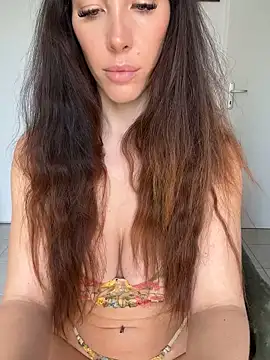 Eyline online show from March 2025 01:51:01 PM