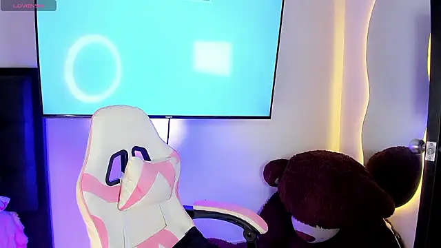 Maryonthemoon online show from February 2026 04:54:01 AM