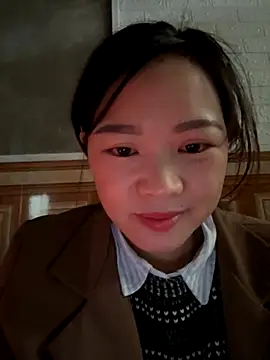 Hellen 111 online show from November 2025 05:06:02 AM